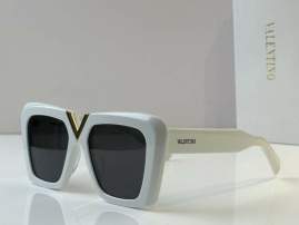 Picture of Valentino Sunglasses _SKUfw67175968fw